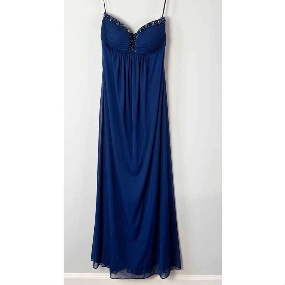 XSCAPE Beaded Strapless Dress 4✨